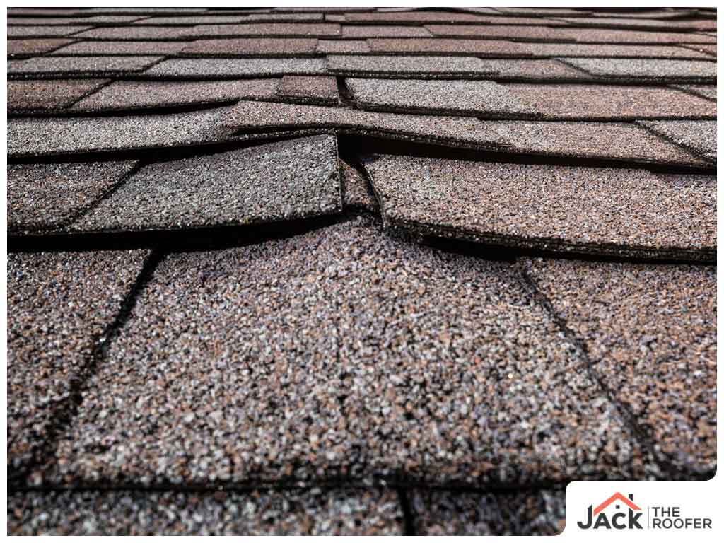 What You Need to Know About Asphalt Shingle Blisters